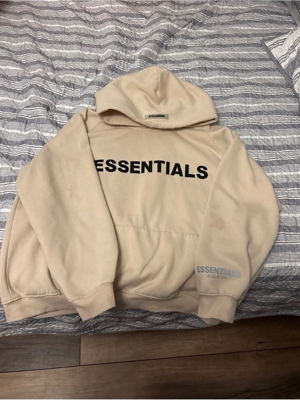 ESSENTIALS Fear of God Tan Pullover Hoodie - Picture 1 of 3